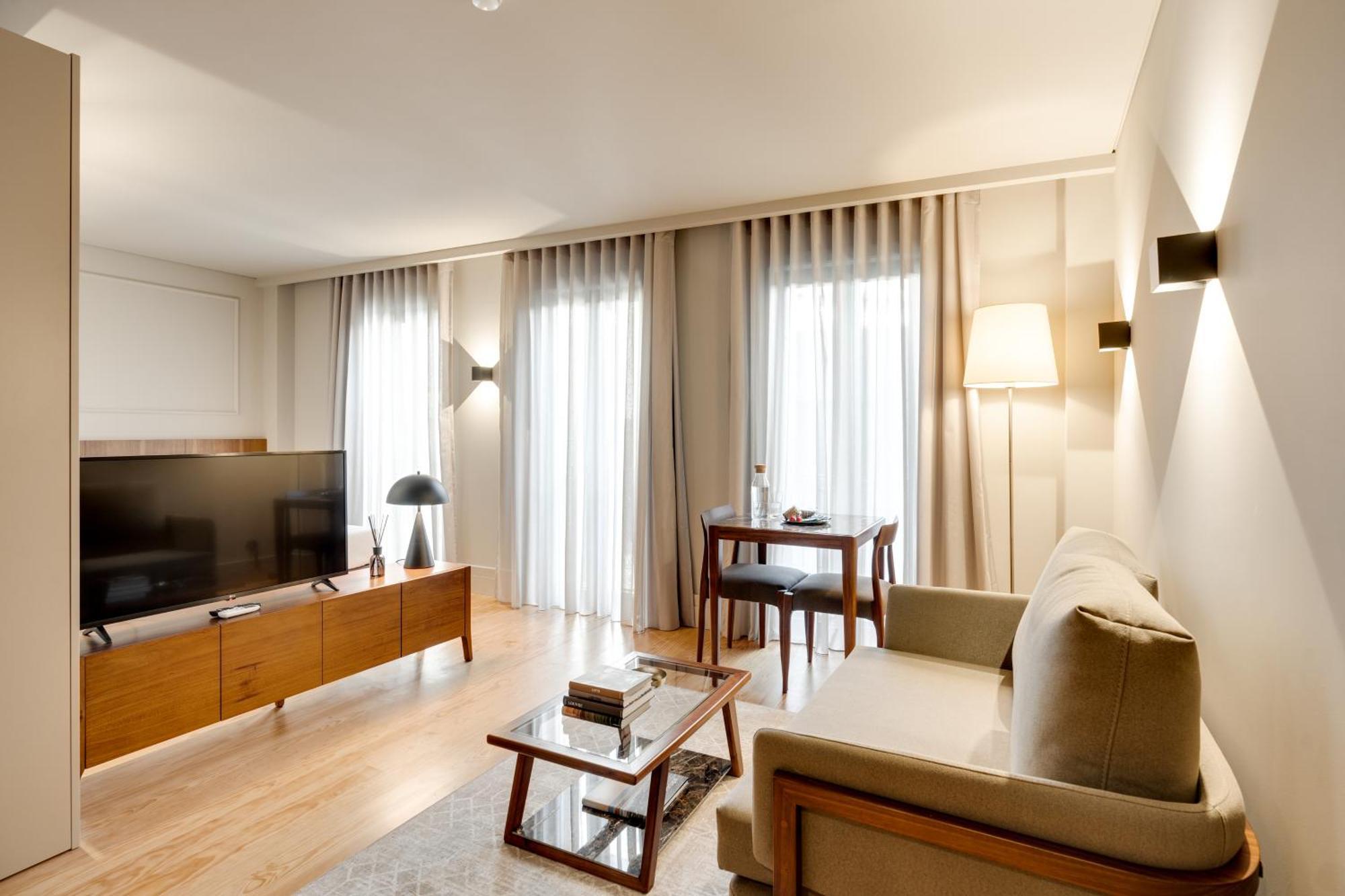 Avus M Suites And Apartments By Da'Home ปอร์โต ภายนอก รูปภาพ